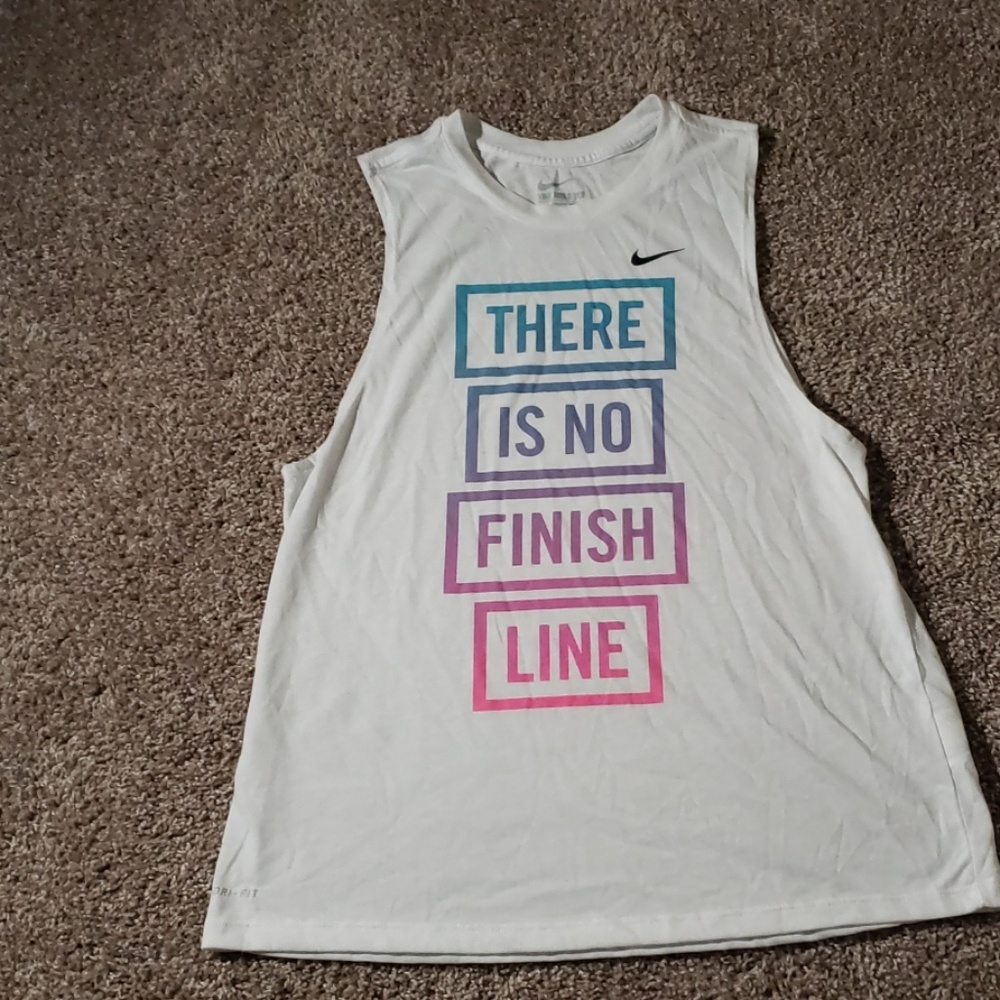 Nike T-shirt